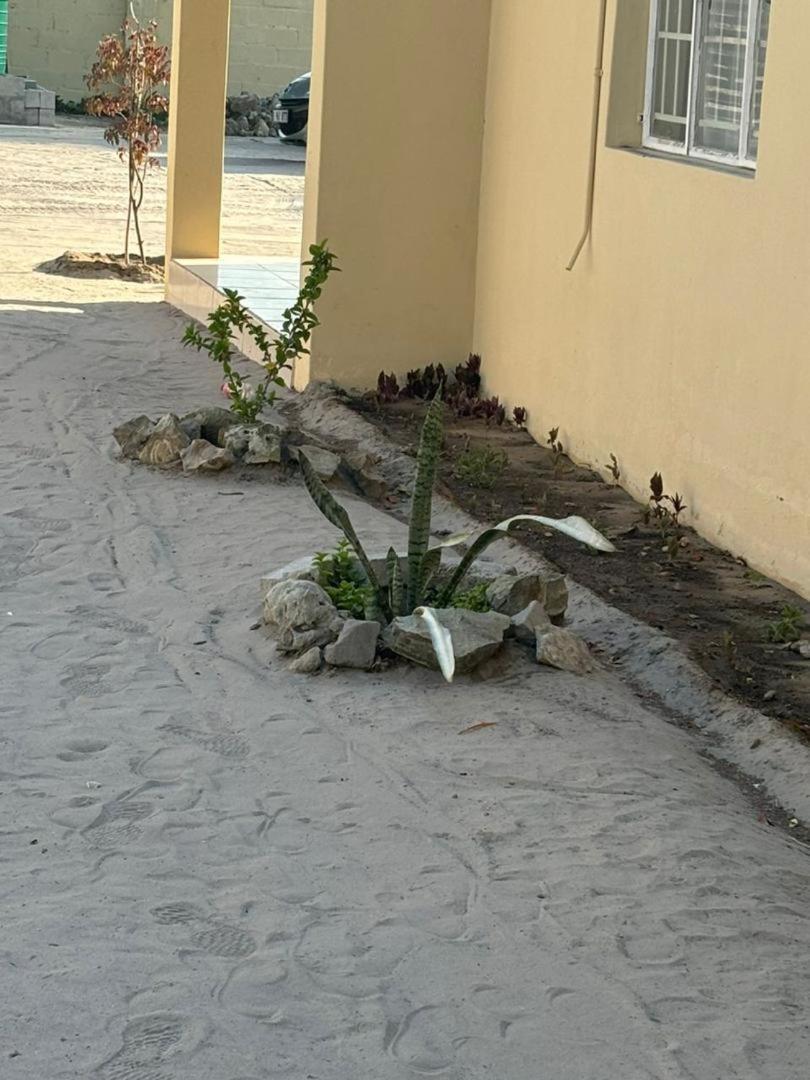 Thito Manor Apartment Maun Exterior photo
